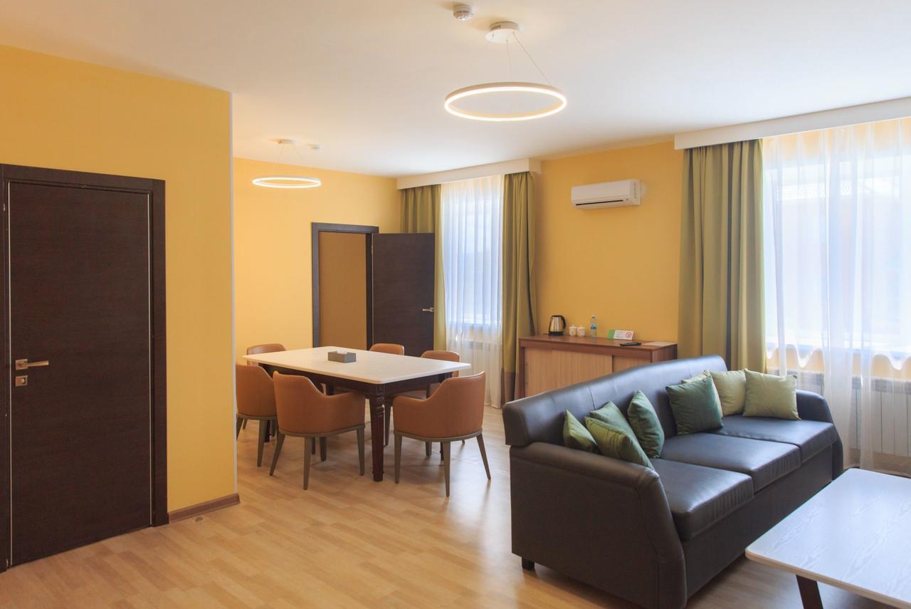 Koktem Burabay Hotel Buitenkant foto